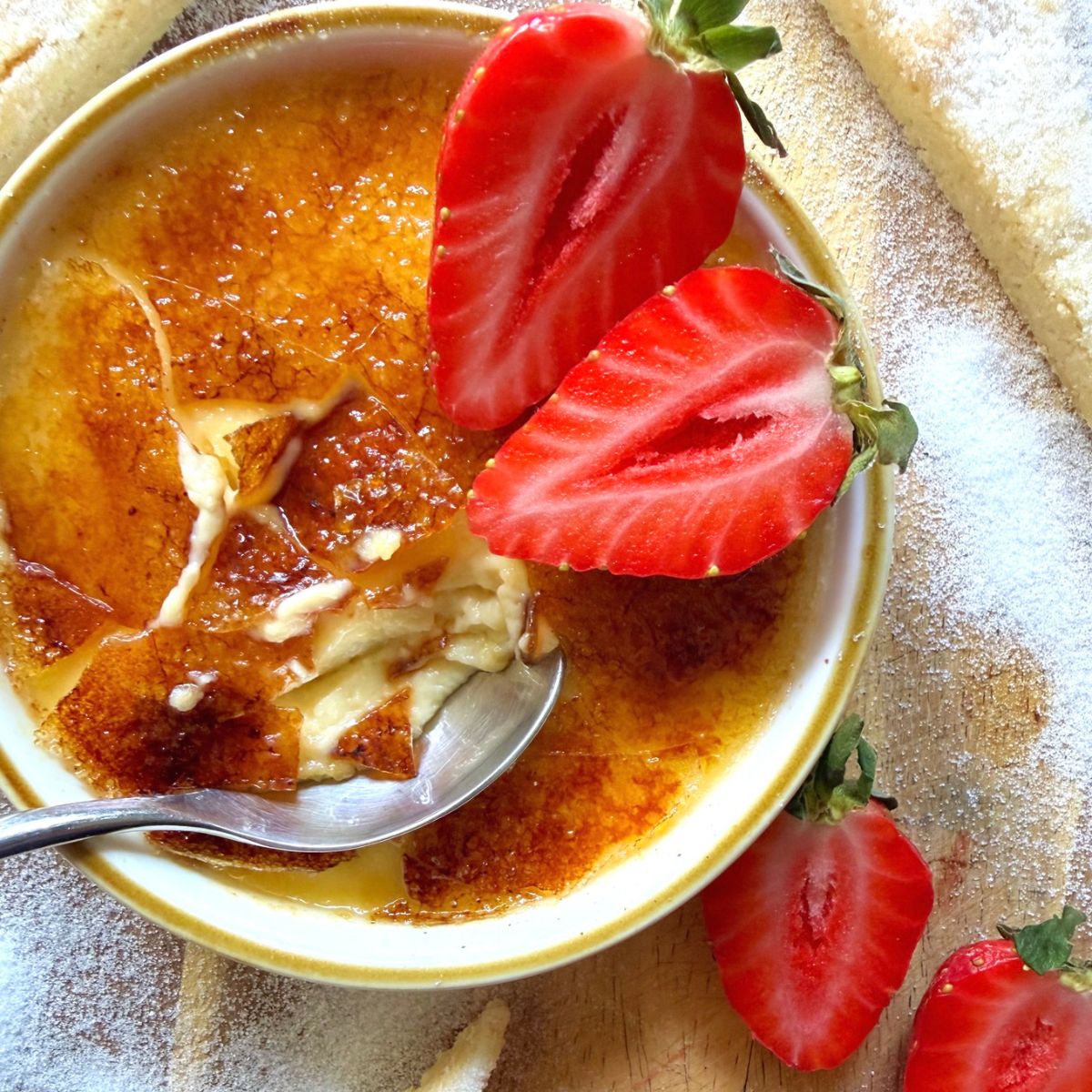 Easy Crème Brûlée Recipe at Home