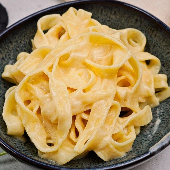 3-ingredient authentic alfredo | Foodgawker - Feed Your Eyes