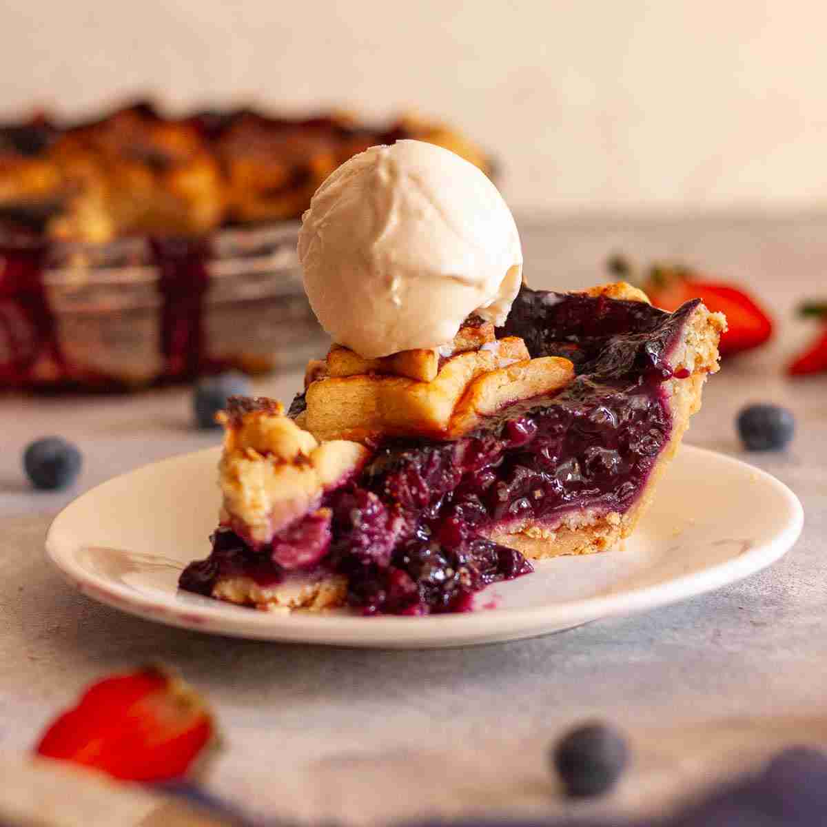 Strawberry Blueberry Pie