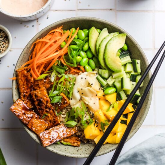 Vegan Sushi Bowl With Tempeh