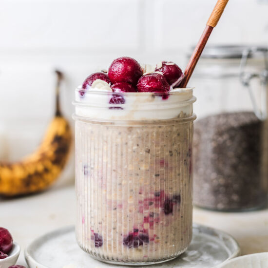 Vegan Cherry Banana Overnight Oats