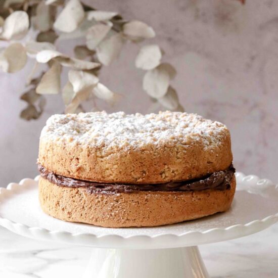 Coffee Crumb Sponge Cake
