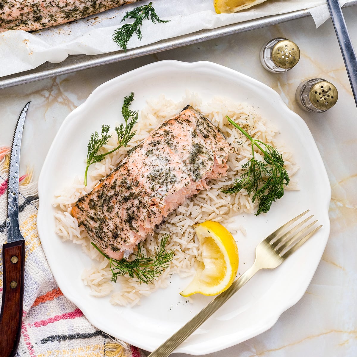 Baked Salmon with Lemon Dill Sauce